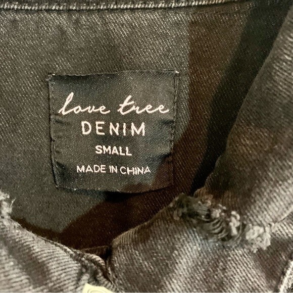 Love Tree Denim Black Oversized Distressed Jean Jacket Small - Picture 11 of 13